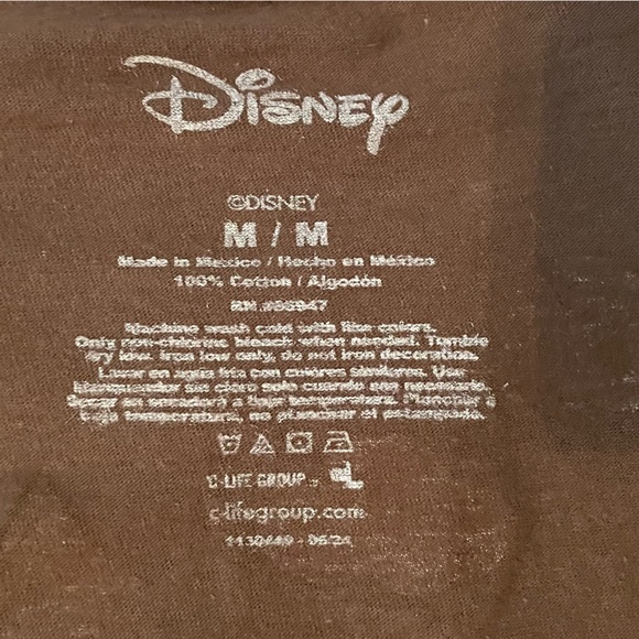Disney Characters Graphic Tee Medium NWOT - Picture 3 of 5